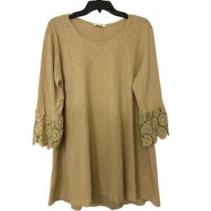 Hayden LA NWT Carmel Tan Cotton Textured Hi Low Crochet Trim Tunic Top
Beachy L